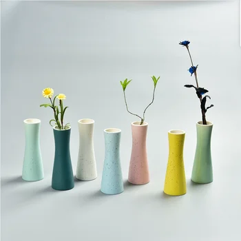 маленькая керамическая ваза для украшения в стиле mini ins
